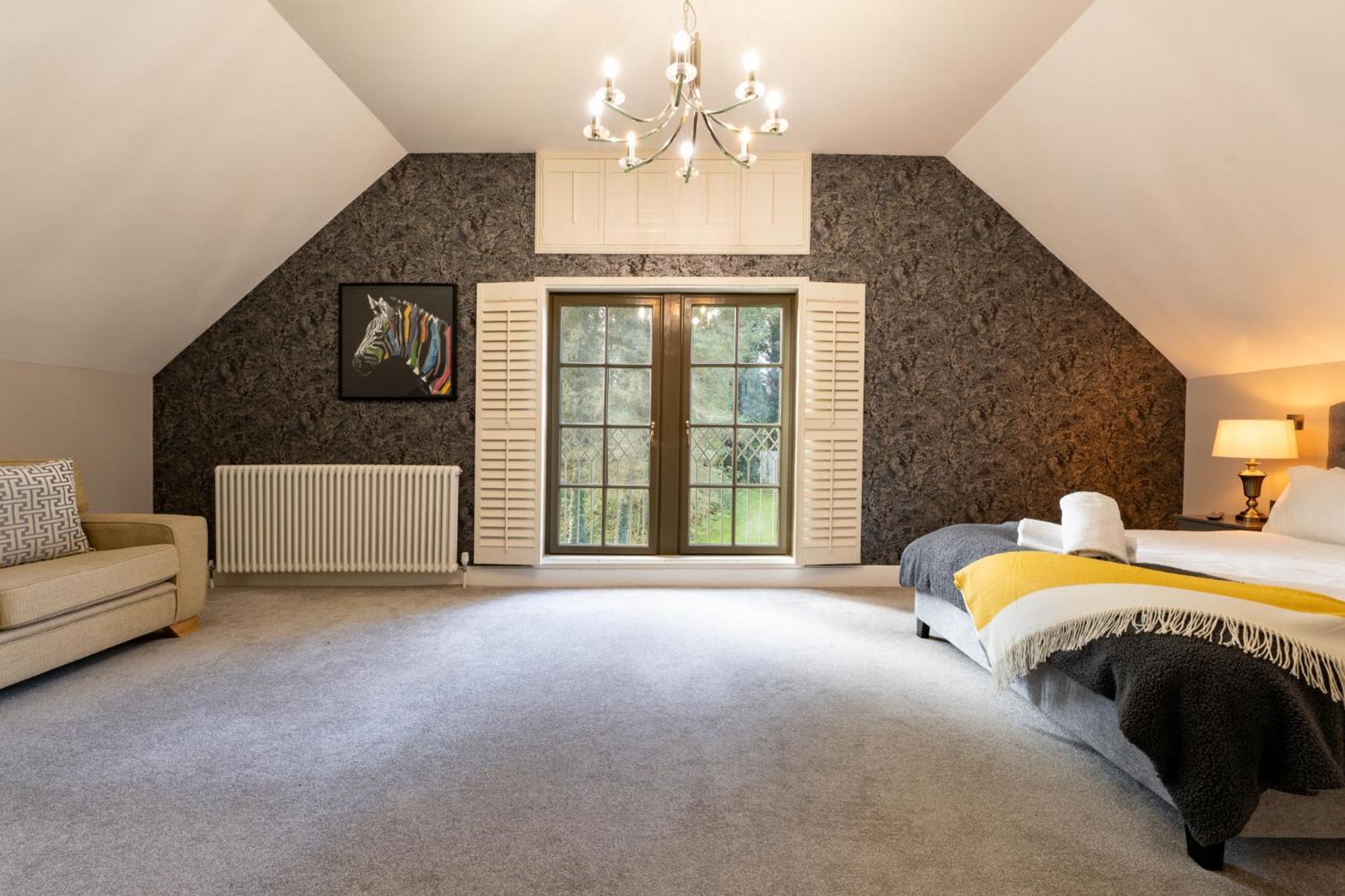 Escape Ordinary At Lough Erne Golf Village Enniskillen Exterior photo