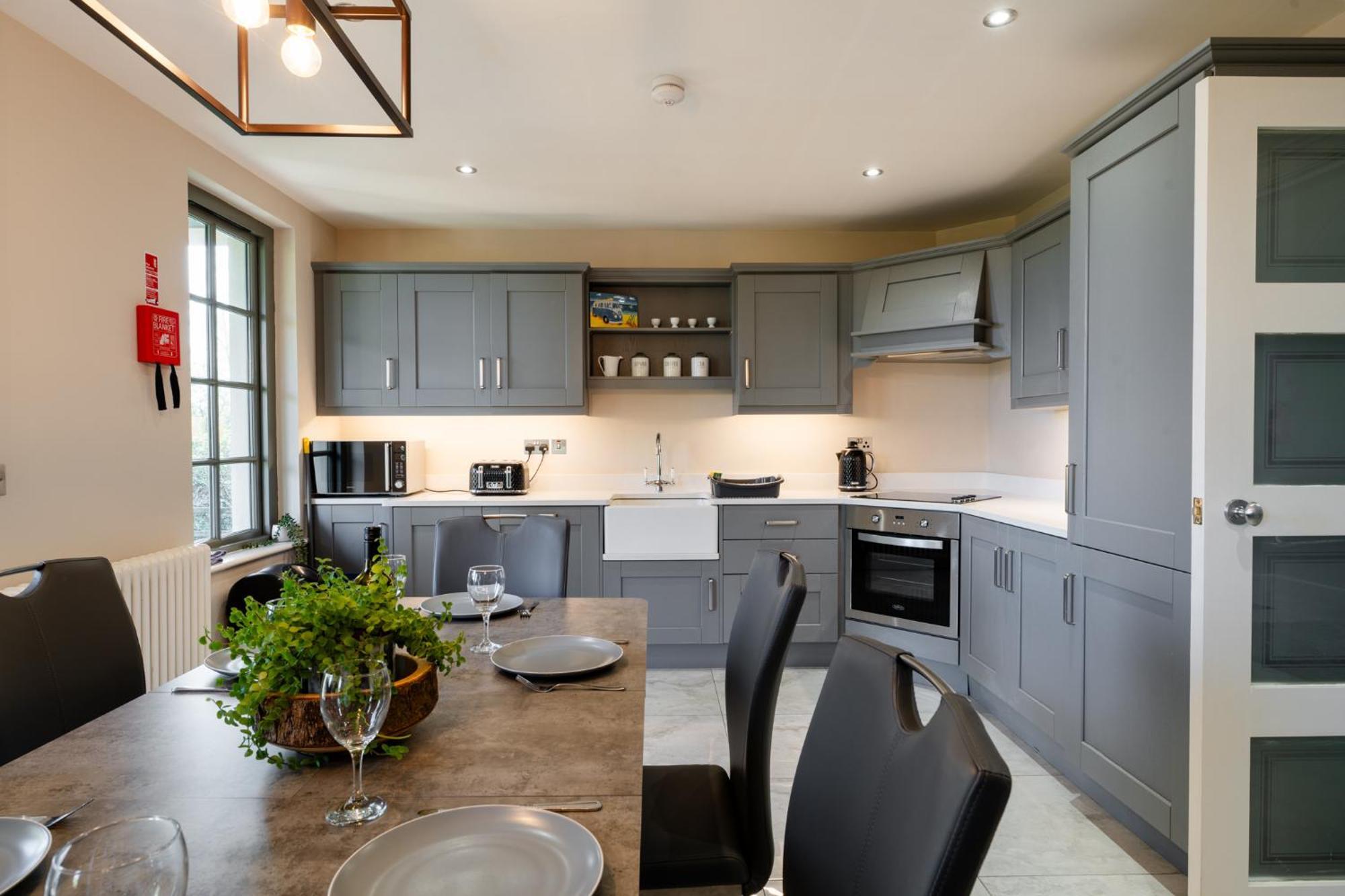 Escape Ordinary At Lough Erne Golf Village Enniskillen Exterior photo